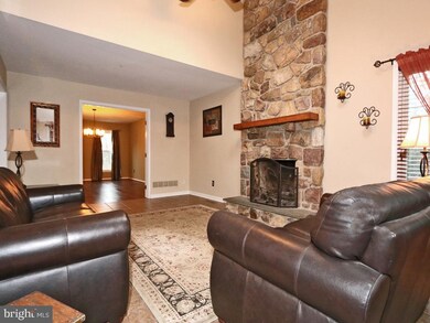 136 Devon Cir, Glenmoore, PA 19343 - photo 6