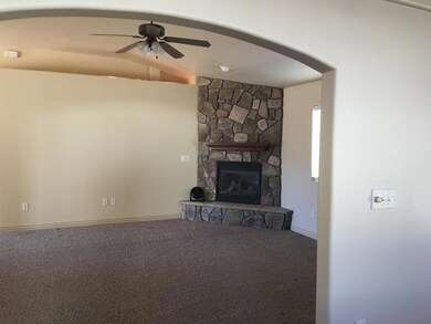 chris's house 016