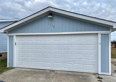 Detached 2 car garage