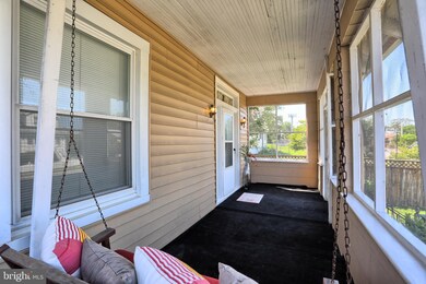 2703 Fleetwood Ave, Baltimore, MD 21214 - photo 4