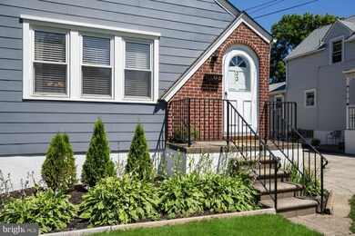 33 W Holly Ave, Oaklyn, NJ 08107 - photo 2