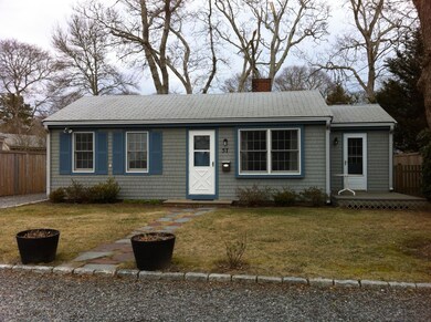 57 Central Pk Ct, Falmouth, MA 02540 - photo 2