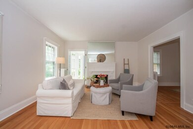 94 S Pine Ave, Albany, NY 12208 - photo 4