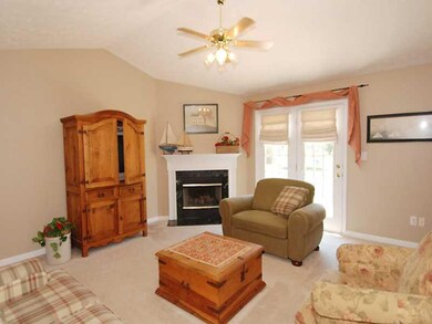 14014 Mimosa Ct, Fishers, IN 46038 - photo 2