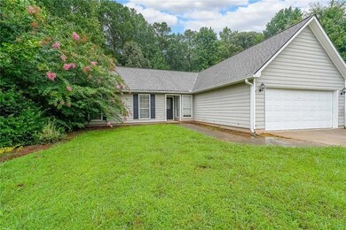 1830 McKendree Lake Dr, Lawrenceville, GA 30043 - photo 2