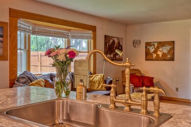 Beautiful Kitchen Sink-3264