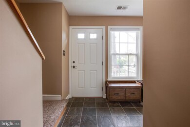 300A Locust St SE unit 1, Vienna, VA 22180 - photo 4