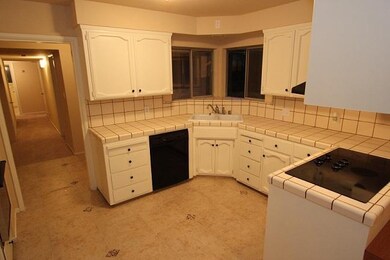 5946 E El Monte Way, Fresno, CA 93727 - photo 3