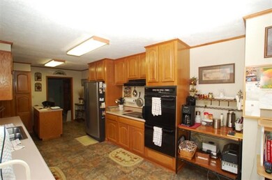 325 W County Road 200 S, Frankfort, IN 46041 - photo 4