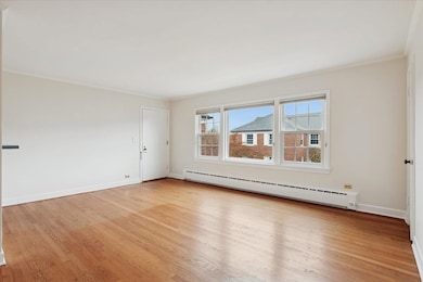 unlisted-address, Evanston, IL 60201 - photo 4