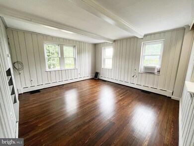 1056 W Germantown Pike unit 1, East Norriton, PA 19403 - photo 3