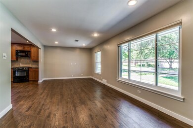 6816 Ravendale Ln, Dallas, TX 75214 - photo 3