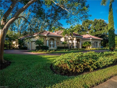 136 Hickory Rd, Naples, FL 34108 - photo 2