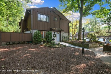 25 Rumson Rd Staten Island, NY 10314 01