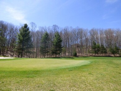 392 Hawks Chase Ln unit 6, Shady Spring, WV 25832 - photo 3