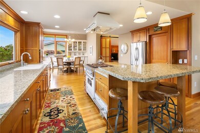 8220 SE 67th St, Mercer Island, WA 98040 - photo 3