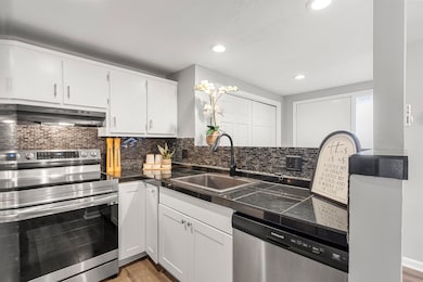 10 Kingston Ct unit 10, MerriMacK, NH 03054 - photo 5