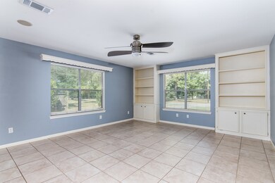 14183 Limerick Ln, Tomball, TX 77375 - photo 5