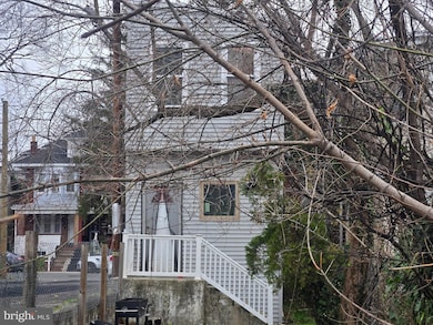 51 Boudinot St, Trenton, NJ 08618 - photo 3