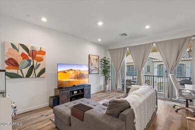 09-Living Room