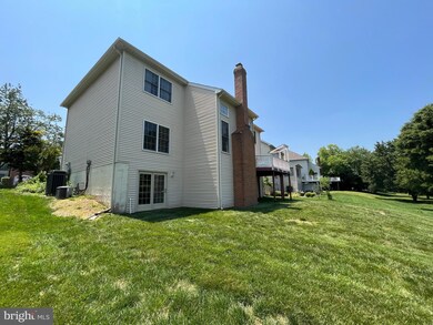 10854 Hunter Gate Way, Reston, VA 20194 - photo 2