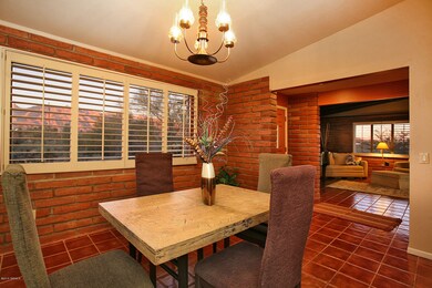 dining (2)