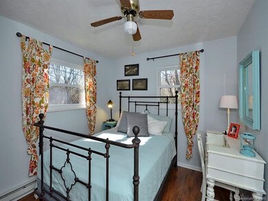 421 Blooming Laurel Dr, Hendersonville, NC 28792 - photo 7