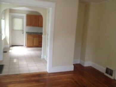 545 Huse Rd, Manchester, NH 03103 - photo 4