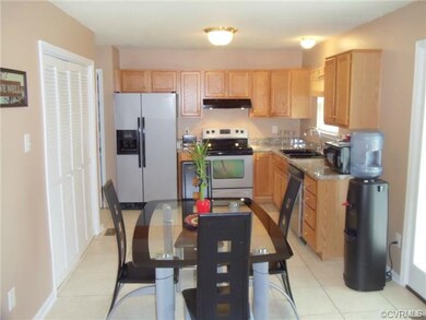 Spacious Breakfast & Kitchen with Stainless Steel 