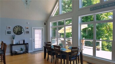 So bright and airy!