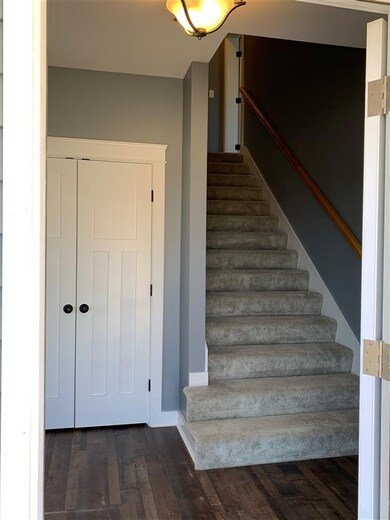 14 Eisenhower Dr, Rochester, NH 03867 - photo 4