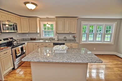 218 Concord St, Holliston, MA 01746 - photo 4