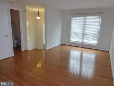 46701 Corkwing Square, Sterling, VA 20164 - photo 5