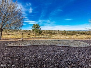 023-371732_Backyard