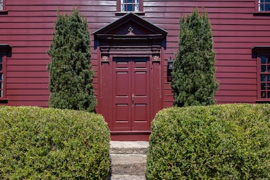 575 Leetes Island Rd, Guilford, CT 06437 - photo 5