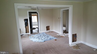 13 Sunset Rd, Burlington, NJ 08016 - photo 2