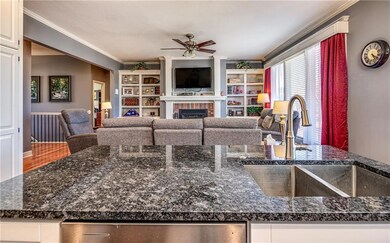 9415 Swarner Dr, Lenexa, KS 66219 - photo 4