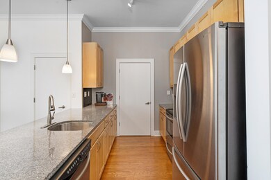 28 - 129 Walnut Street - #436 - Unit Int