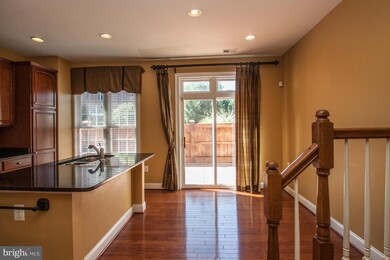 910 Slaters Ln, Alexandria, VA 22314 - photo 6