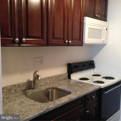 7495 Prince Charles Ct unit 1, Manassas, VA 20111 - photo 2