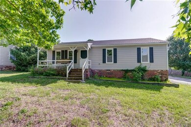 5618 Huntingcreek Dr, North Chesterfield, VA 23237 - photo 3