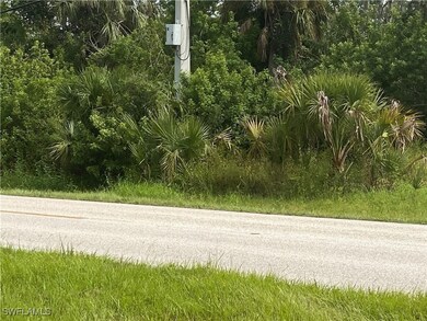 18049 Edgewater Dr unit 21, Point Charlotte, FL 33948 - photo 3