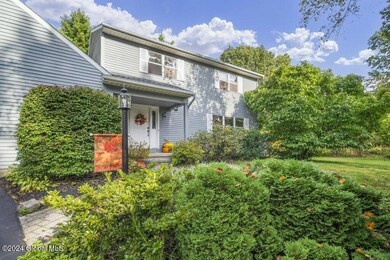 4 Brookhaven Dr, Schenectady, NY 12309 - photo 2