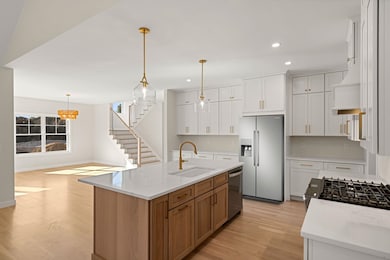 27 Lily Ln, Londonderry, NH 03053 - photo 3