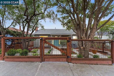 951 Yuba St, Richmond, CA 94805 - photo 2