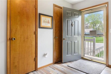 6327 Alden St, Shawnee, KS 66216 - photo 4