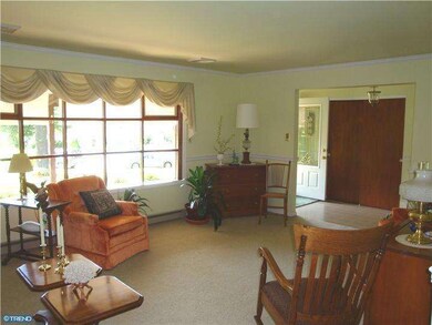 14 Macbride Dr, Spring City, PA 19475 - photo 5