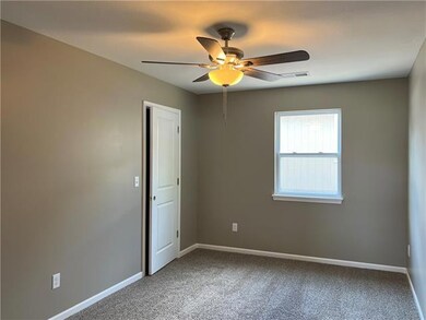 611 W Dryden St, Odessa, MO 64076 - photo 7