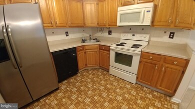 18 Pickwick Place unit K2, Sewell, NJ 08080 - photo 3