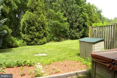 13216 Custom House Ct, Fairfax, VA 22033 - photo 2